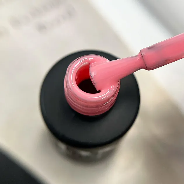 One-phase gel polish One Step 7025 8 ml